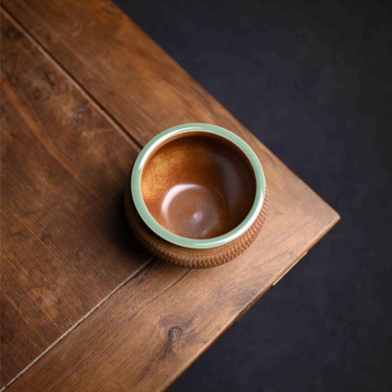 ‘’Jianshui‘’ Celadoner Plum Green Glaze Engraving Pattern Tea Cddy