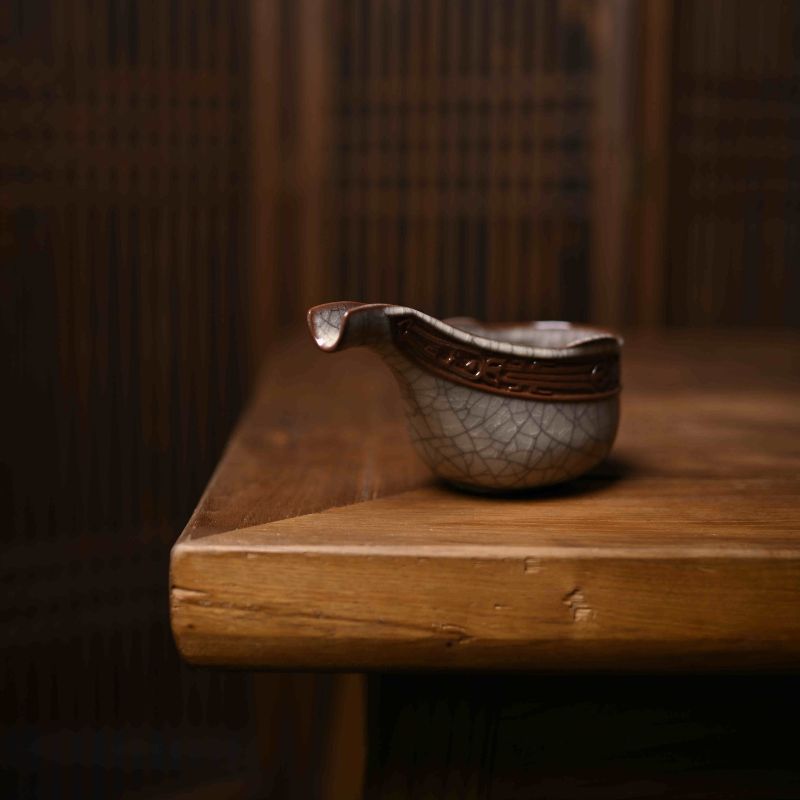 "Modern Ge Kiln" Celadoner Premium Plategold Writing Pot Justice In Hand Put The Lid on The Tea SetDragon Pattern Square Plate