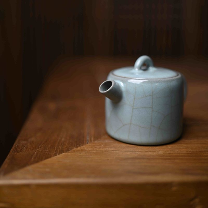 "Teapot" Celadoner Modern Ge Kiln Teapot Big Mouth Teapot Celeste Glaze Beige Glaze